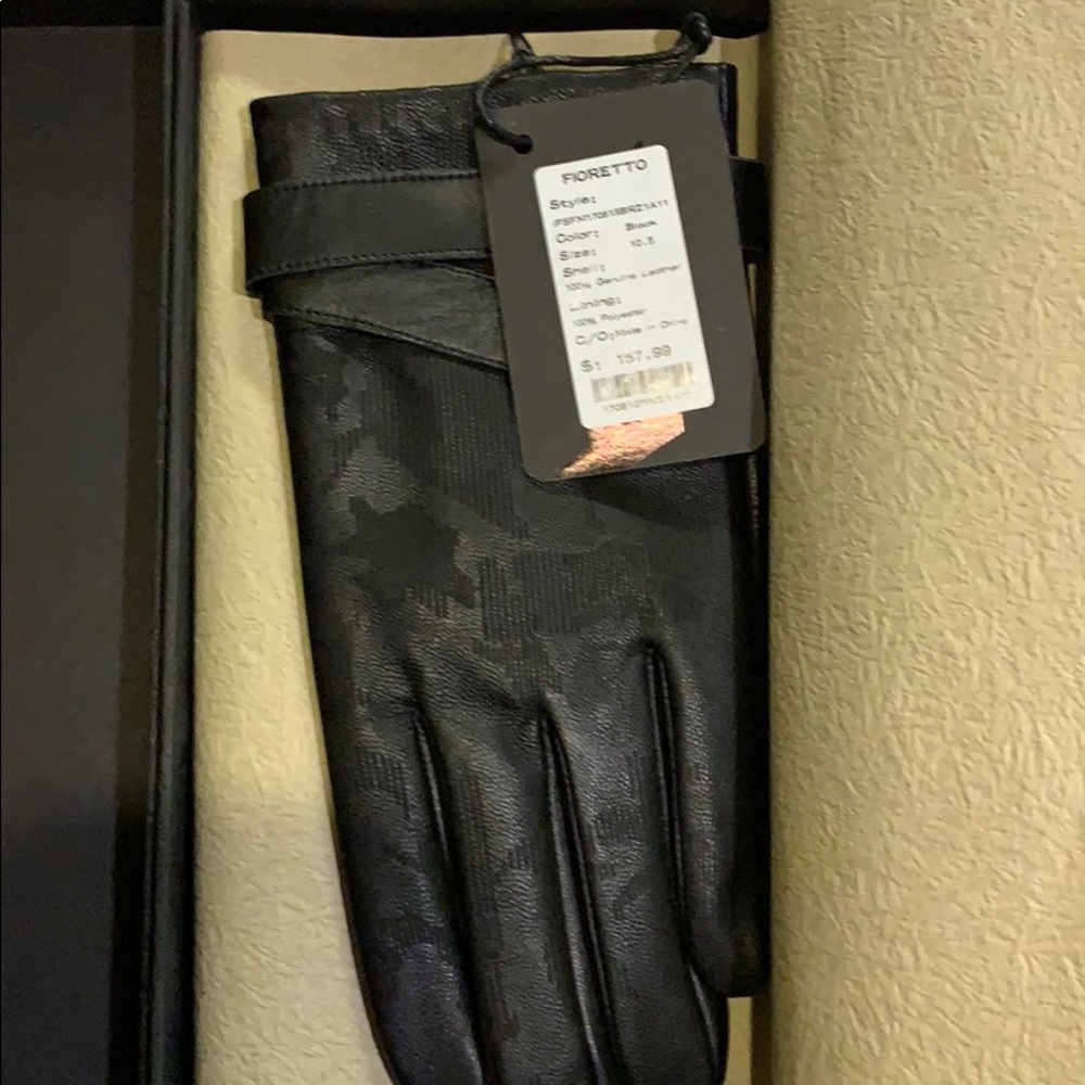 Fioretto women’s size 10.5 Genuine Leather Gloves